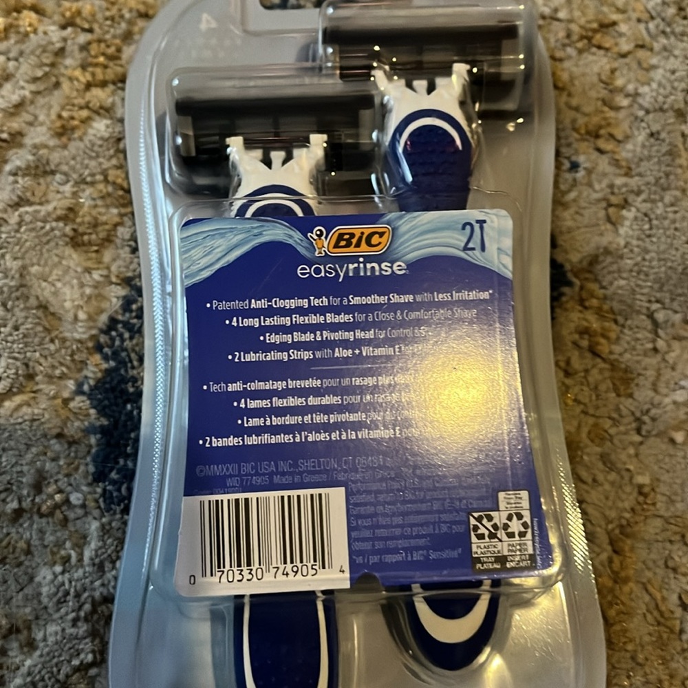 NWT Bic Easy Rinse Disposable Razors - Picture 4 of 6